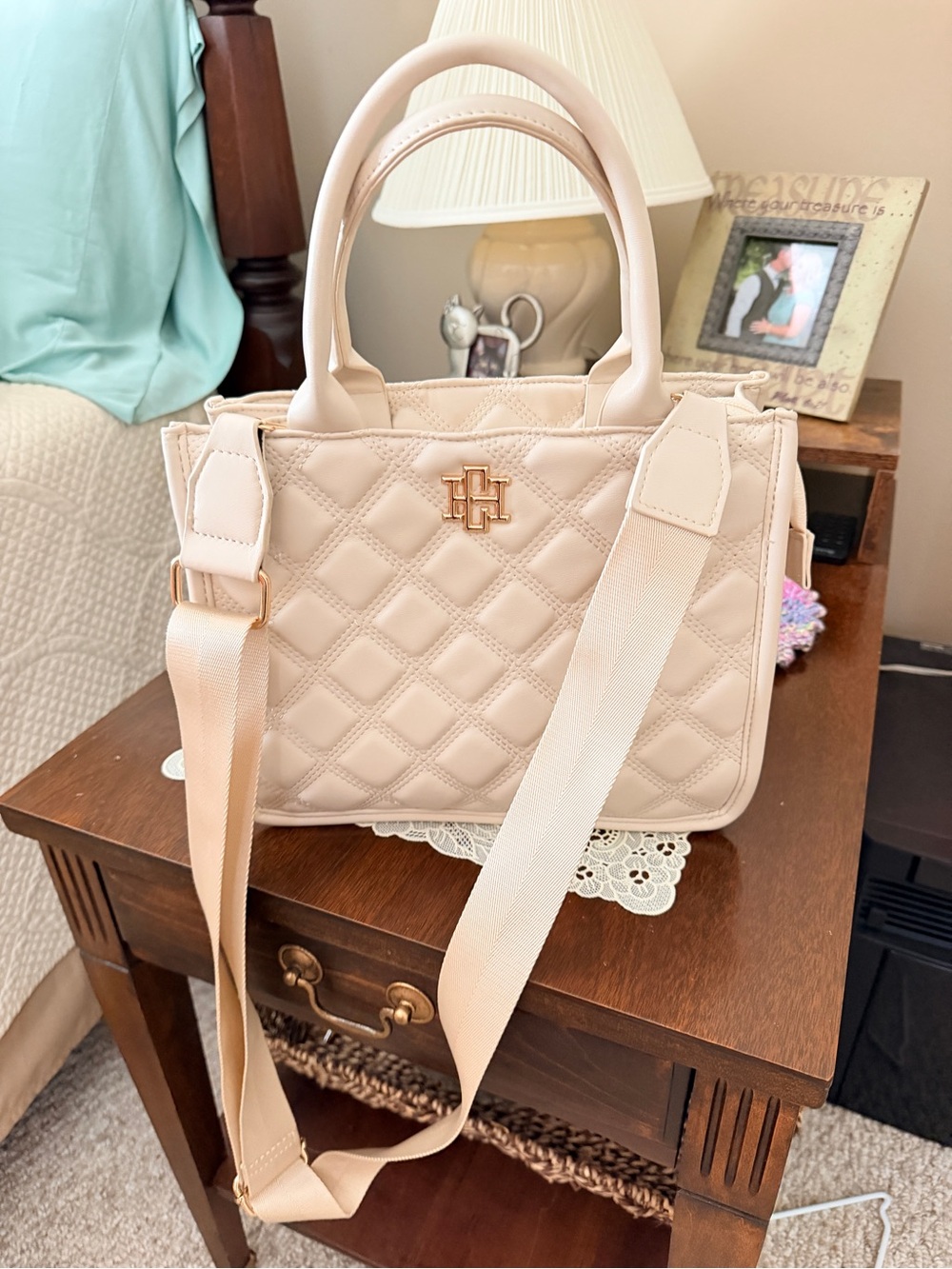 Quilted Light Beige Satchel with Detachable Strap